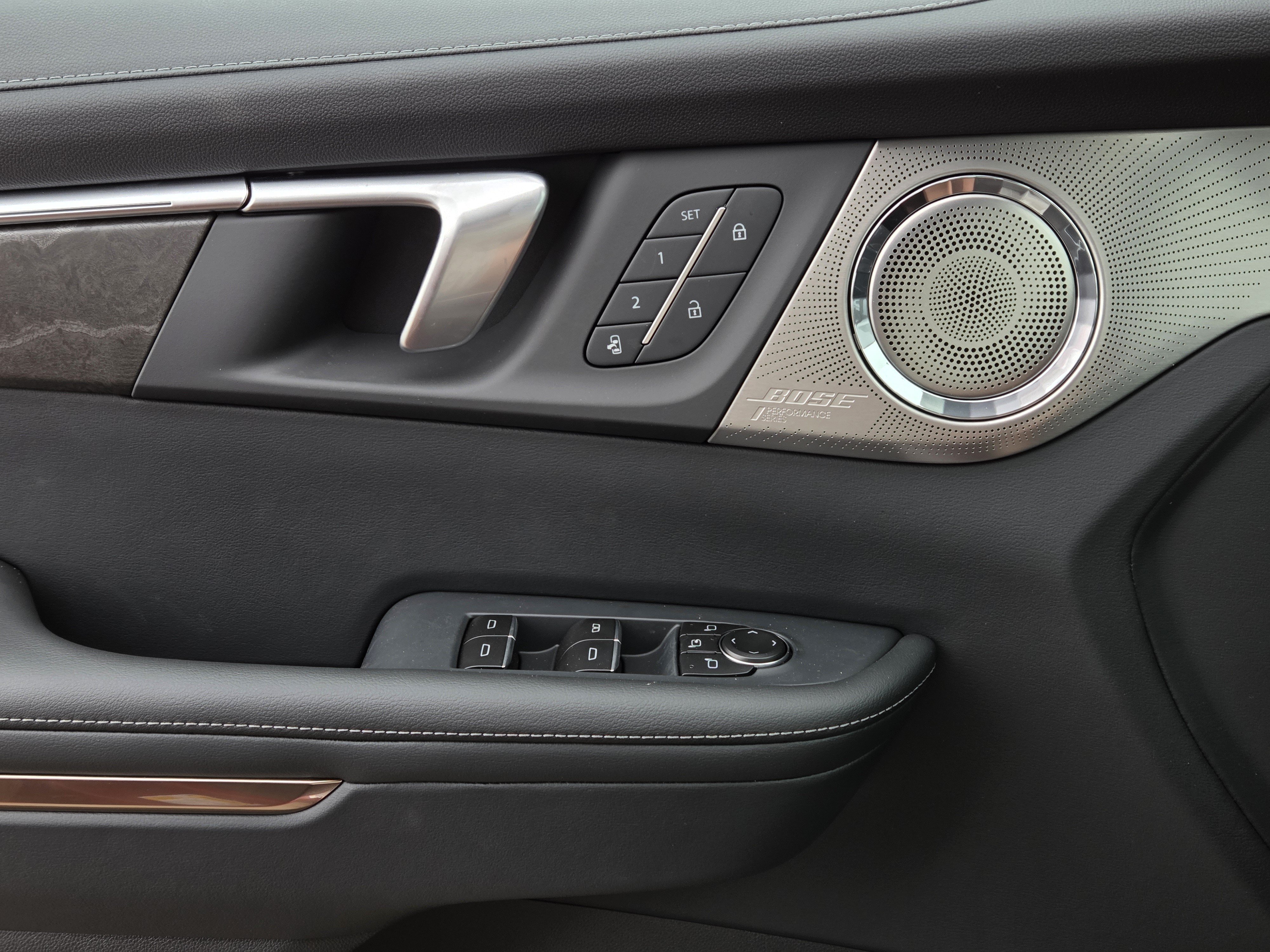 New 2026 Buick Enclave Avenir w/ Super Cruise Package FWD image 13