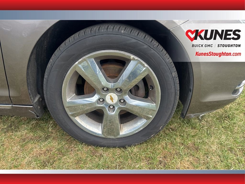 Used 2011 Chevrolet Malibu LT w/ Interface Package FWD image 3