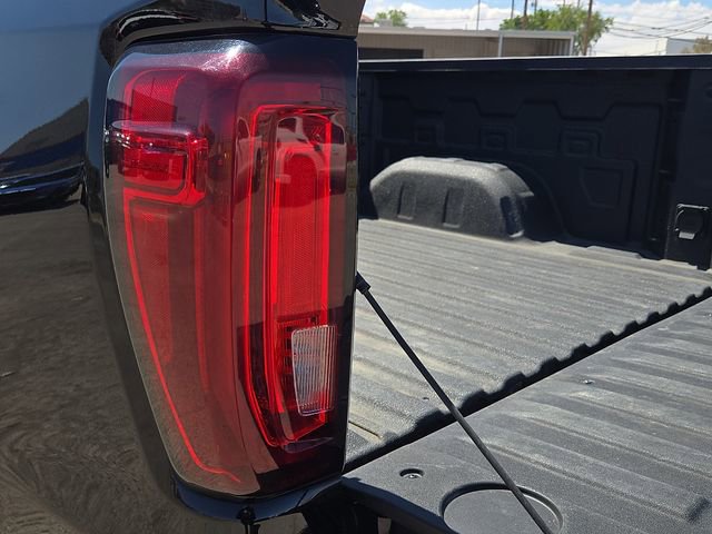 Used 2023 GMC Sierra 1500 AT4 w/ Technology Package AWD/4WD image 20