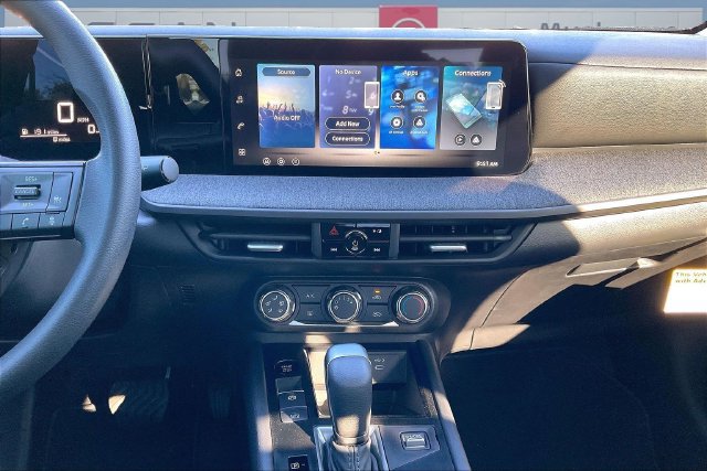 New 2027 Nissan Kicks S FWD image 11