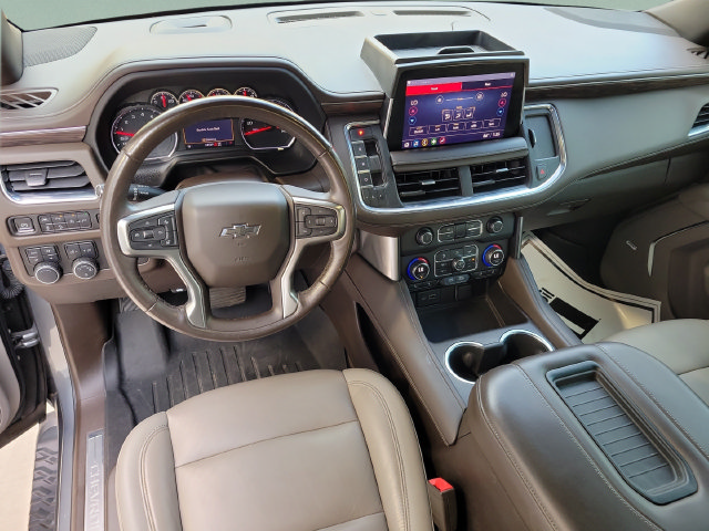 Used 2021 Chevrolet Tahoe Z71 w/ Luxury Package AWD/4WD image 18