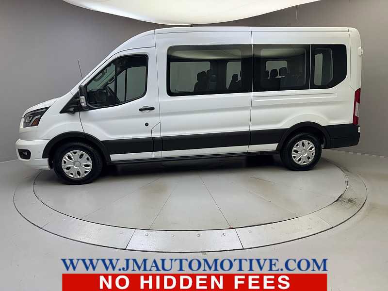Used 2023 Ford Transit 350 XLT image 2