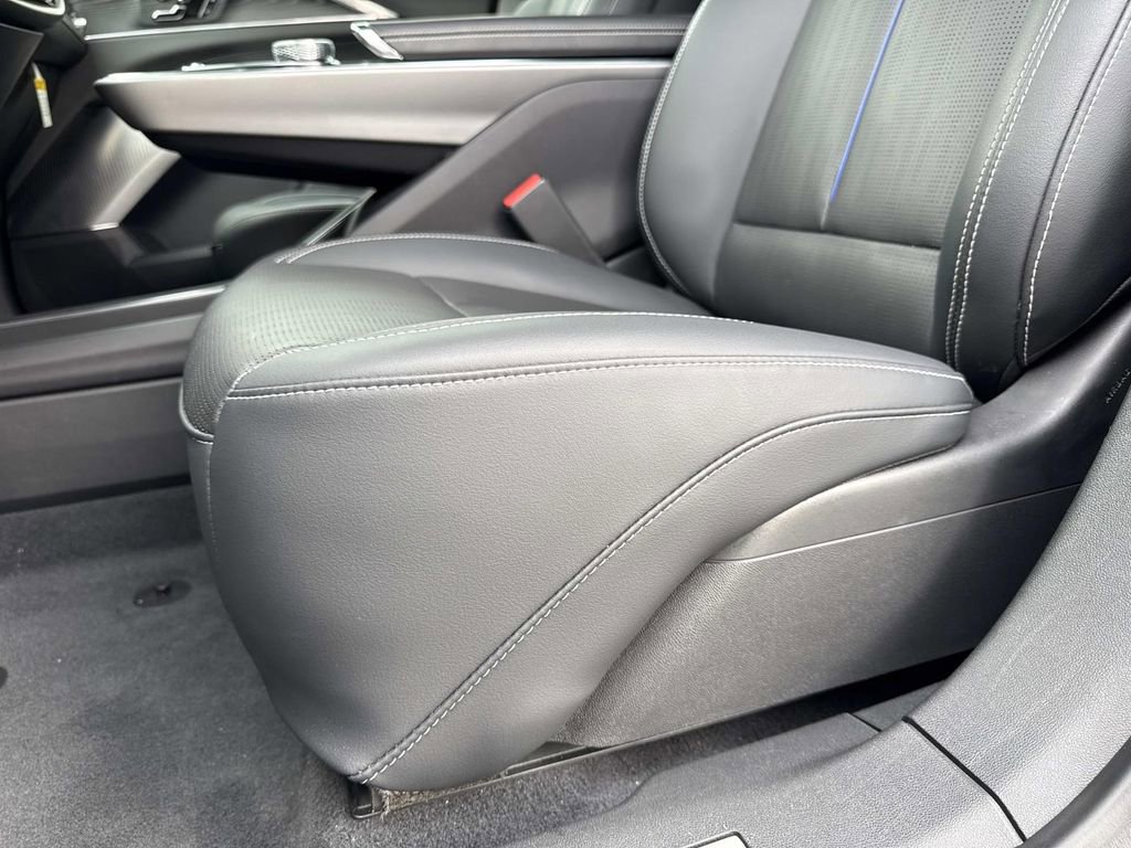 Certified 2024 Cadillac Lyriq Sport image 20