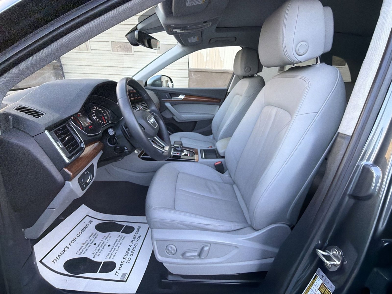 Used 2022 Audi Q5 2.0T Premium w/ Convenience Package image 13