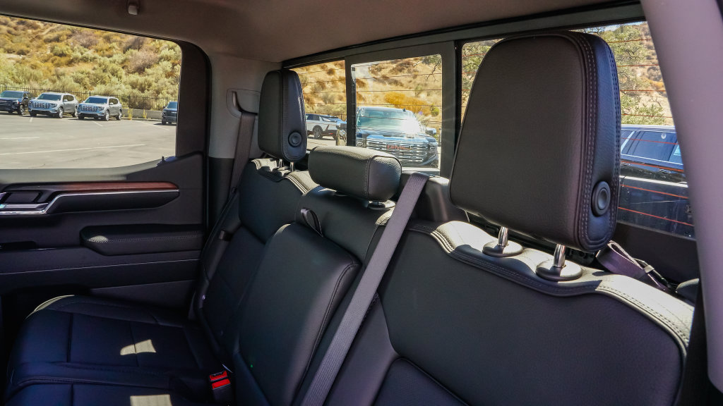 New 2026 GMC Sierra 1500 Denali w/ Technology Package AWD/4WD image 12