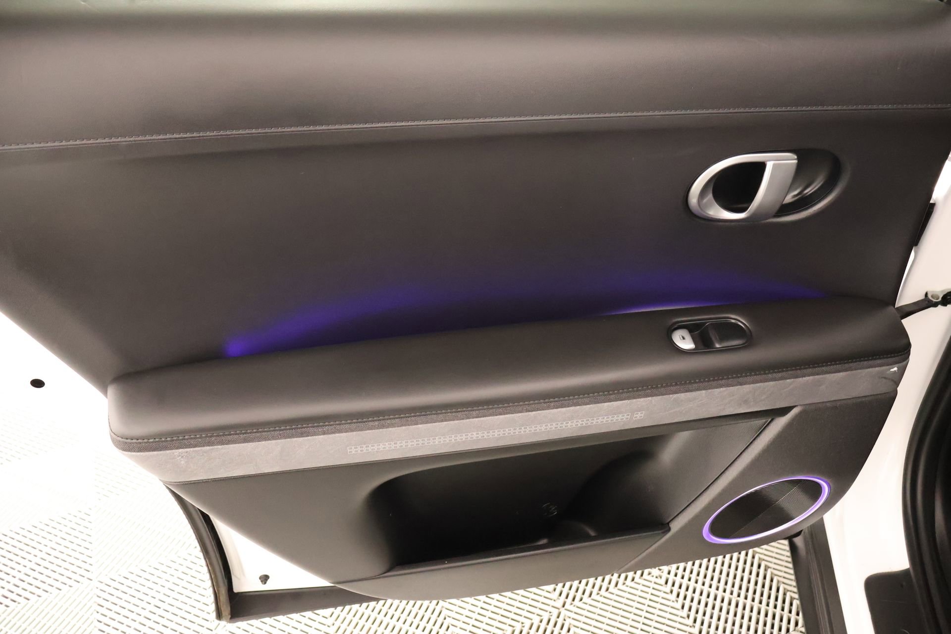 Used 2023 Hyundai Ioniq 5 SEL RWD image 17