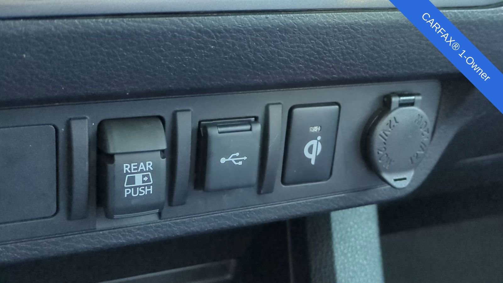 Used 2023 Toyota Tacoma TRD Sport image 32