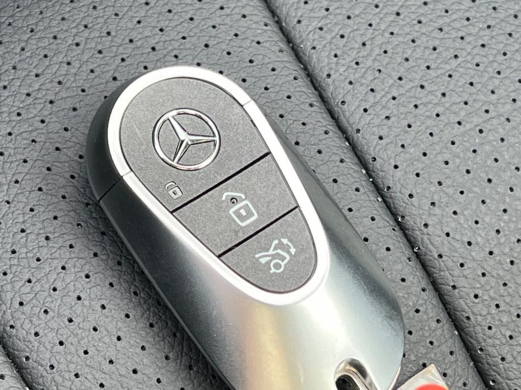 New 2025 Mercedes-Benz E 350 4MATIC Sedan image 31