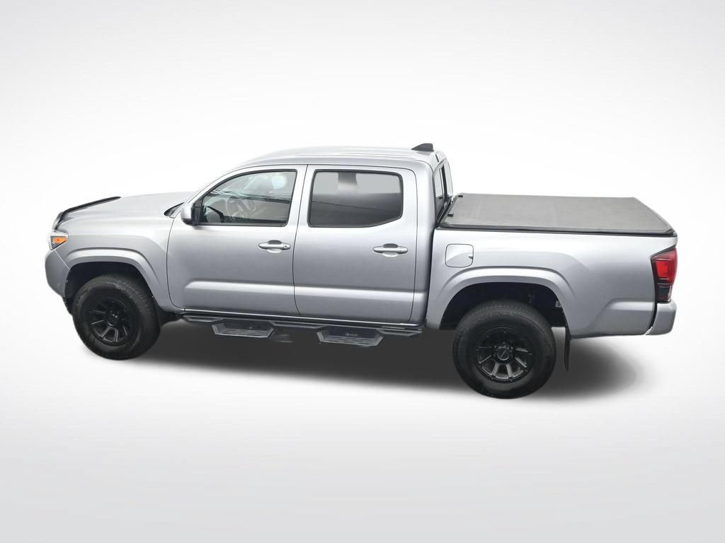 Used 2022 Toyota Tacoma SR AWD/4WD image 35