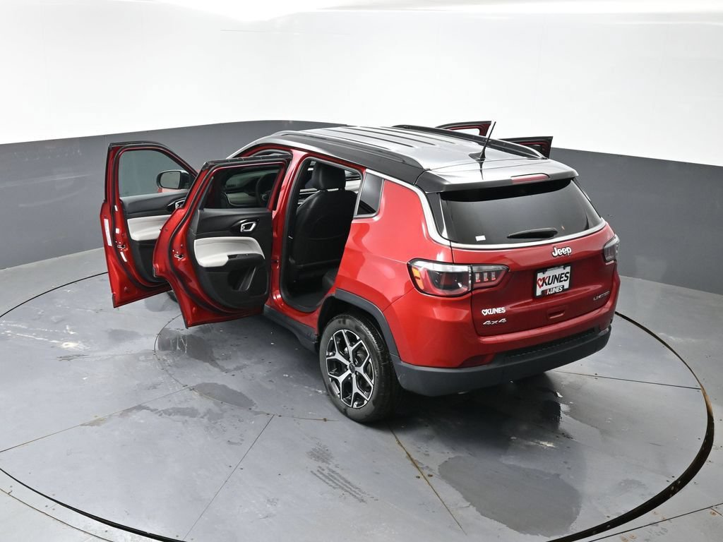 Used 2025 Jeep Compass Limited AWD/4WD image 61