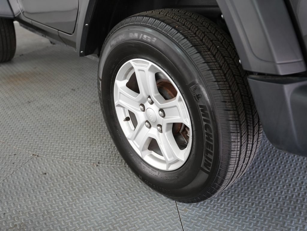 Used 2021 Jeep Wrangler Sport AWD/4WD image 50
