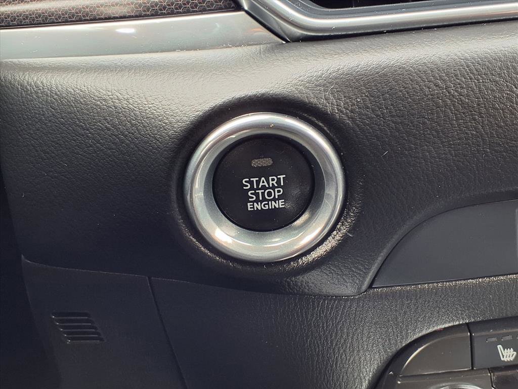 Used 2025 MAZDA CX-5 Carbon Edition image 11