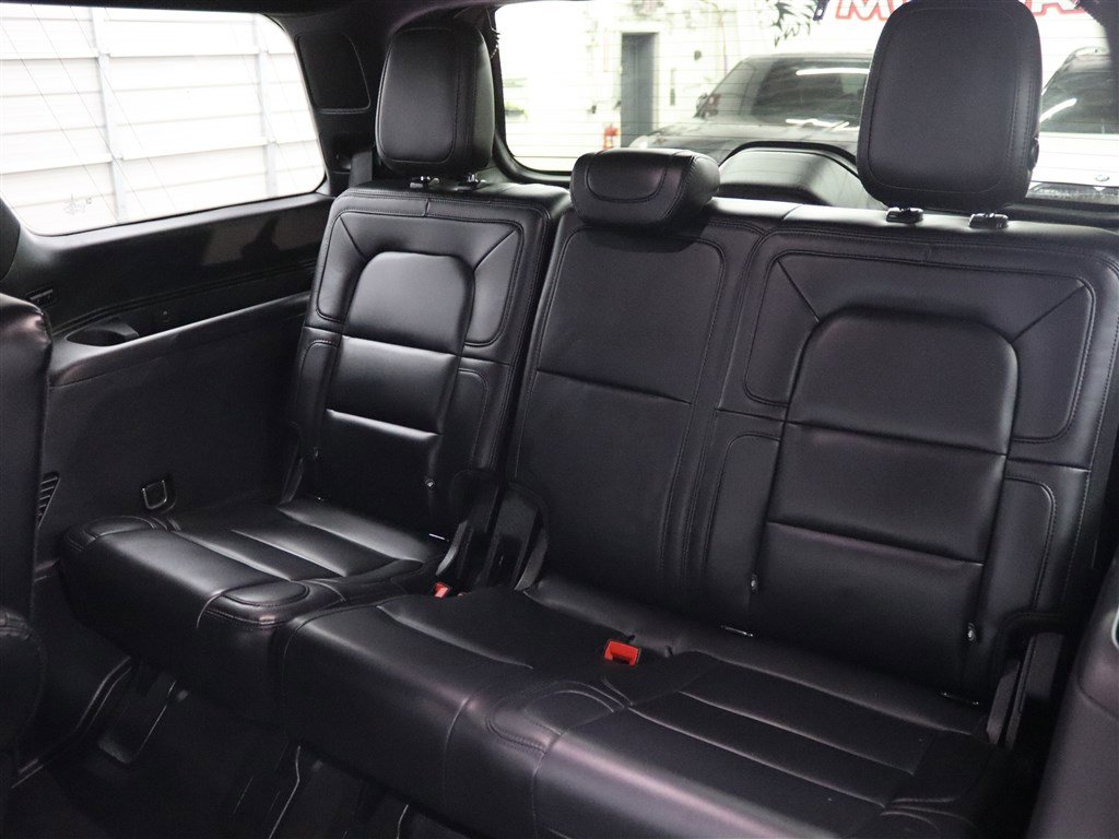 Used 2020 Lincoln Navigator Reserve w/ Luxury Package image 14