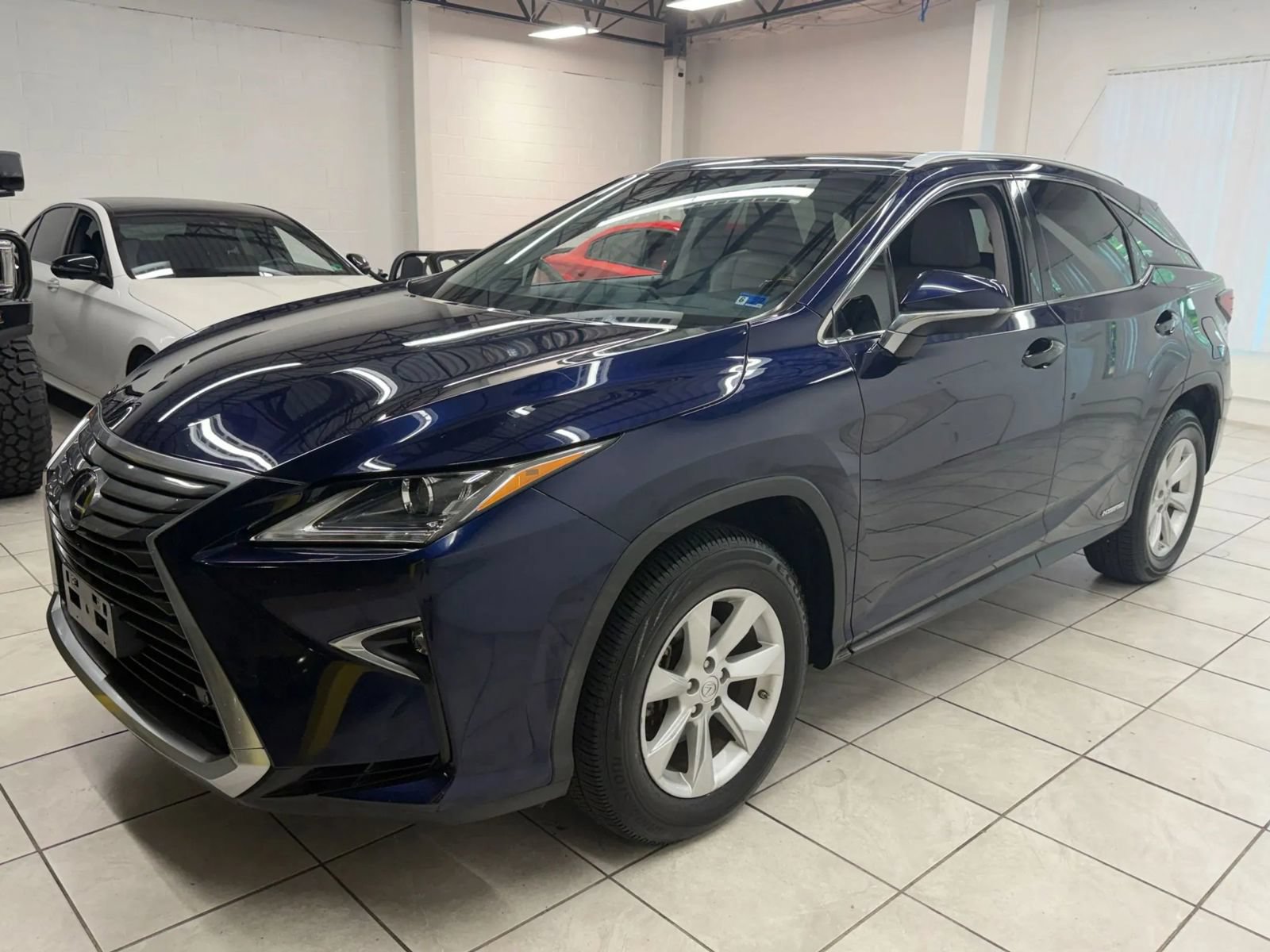 Used 2016 Lexus RX 450h FWD image 3