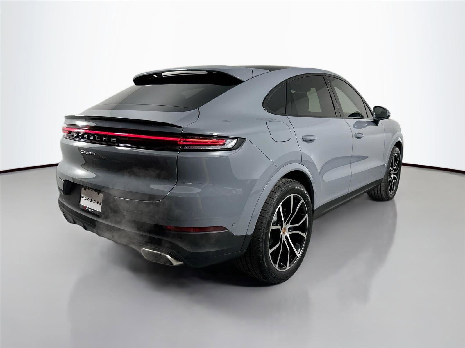 Used 2026 Porsche Cayenne Coupe AWD/4WD image 7