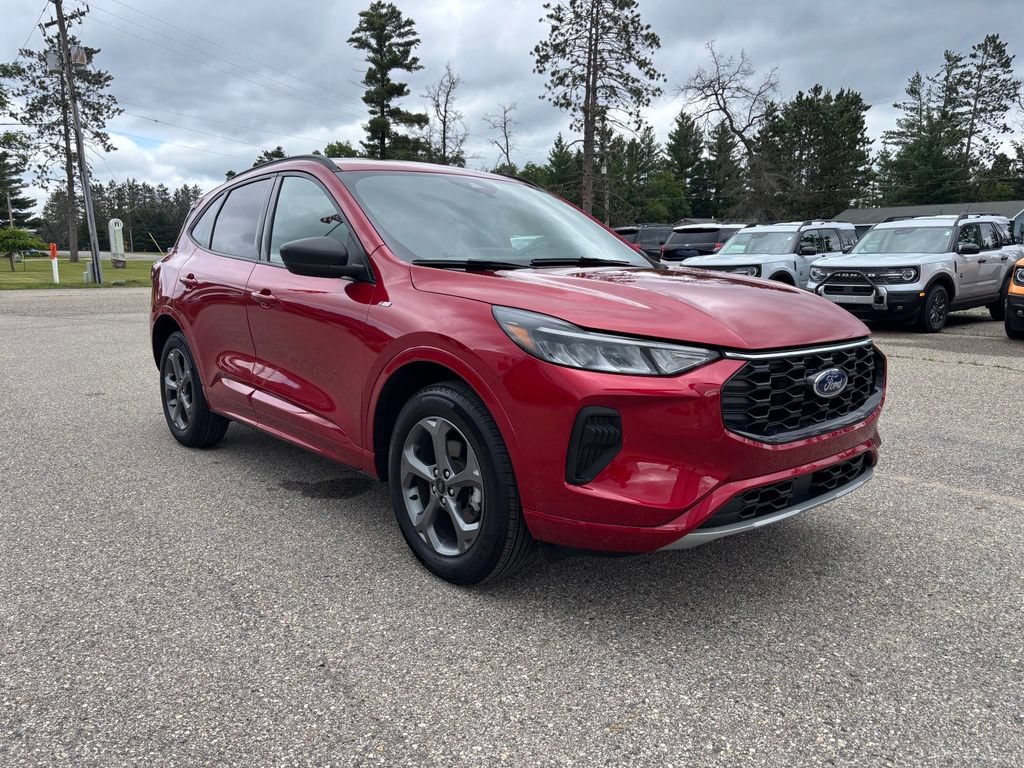 Used 2024 Ford Escape ST-Line w/ Tech Pack #1