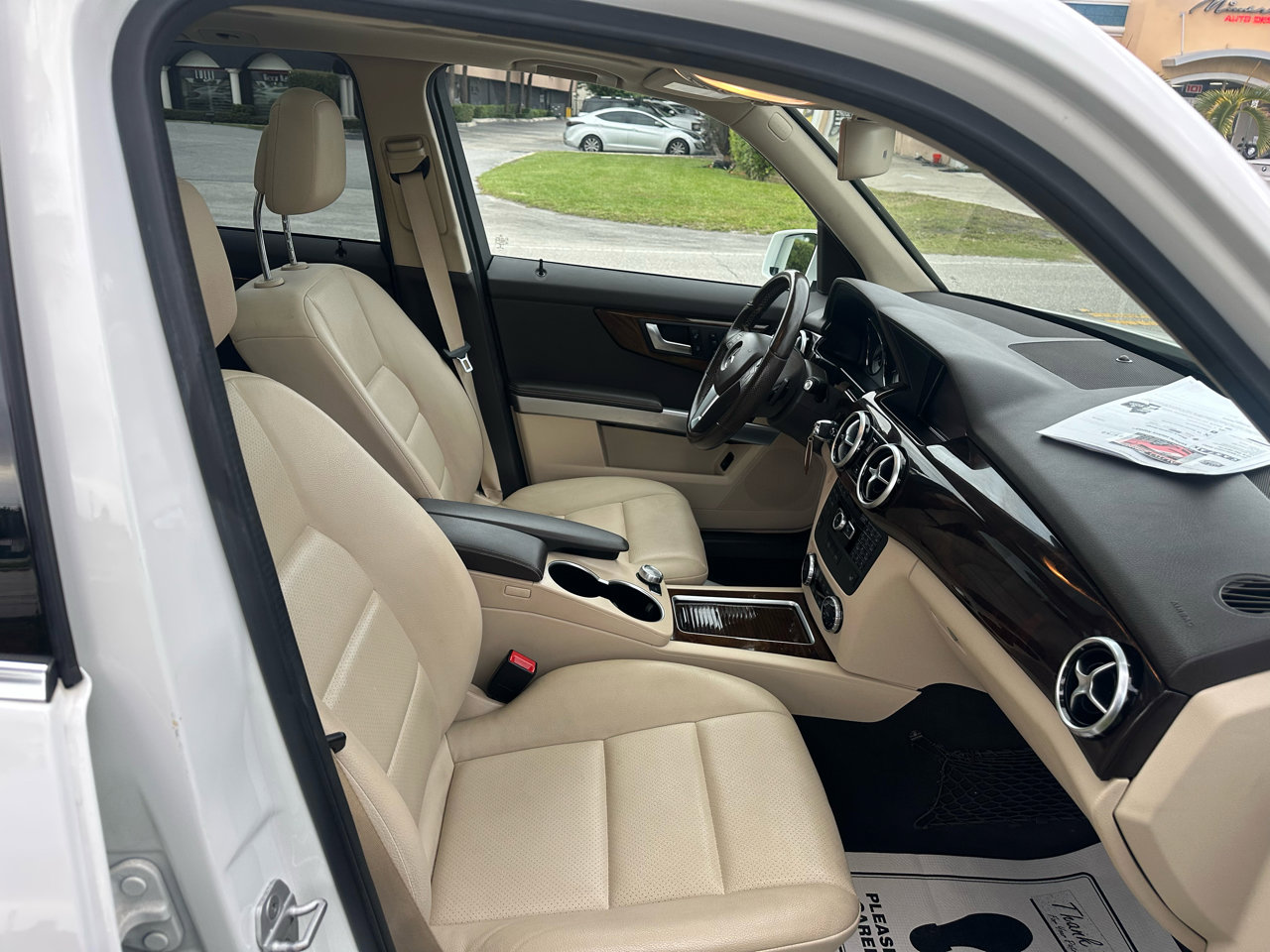 Used 2015 Mercedes-Benz GLK 350 4MATIC image 21