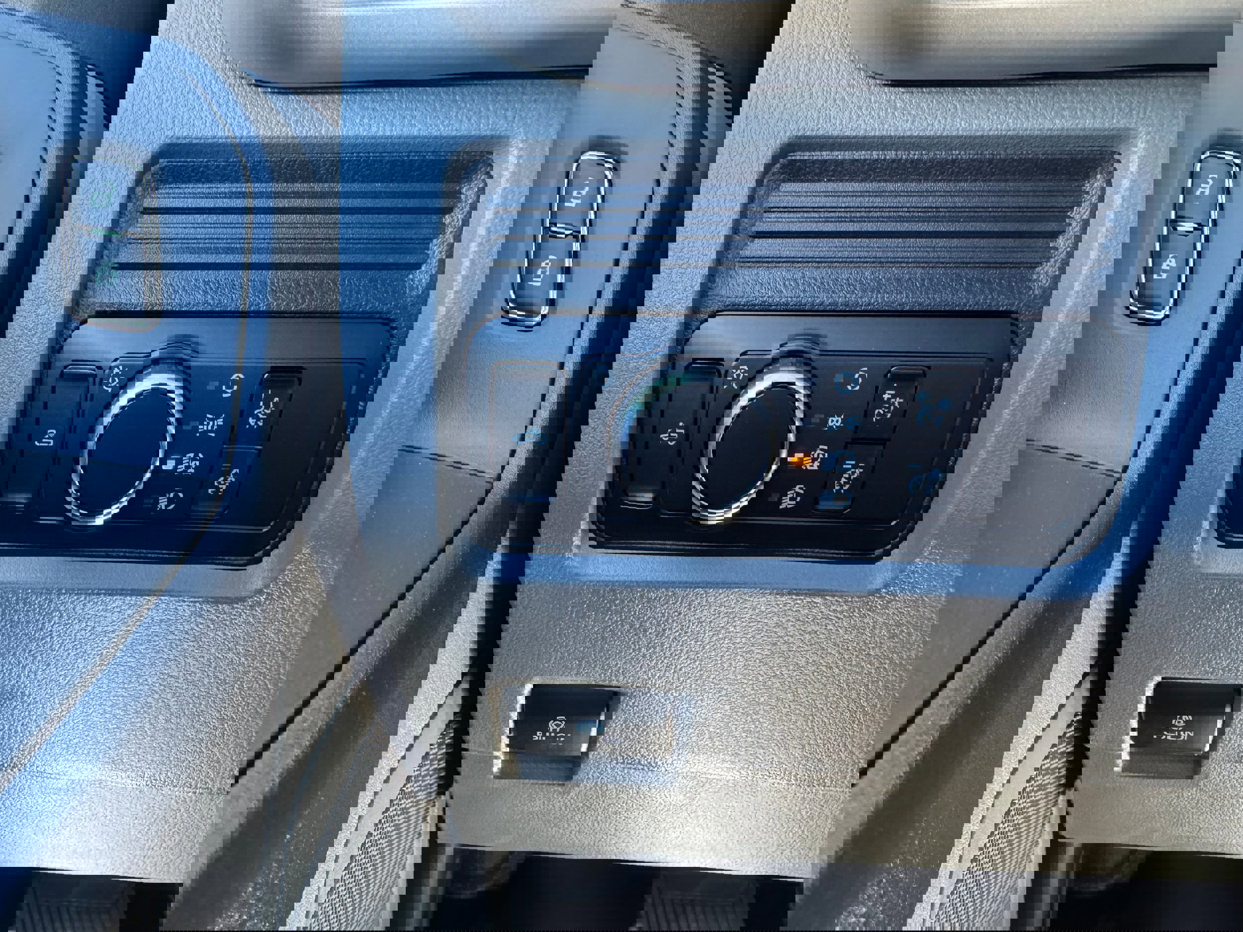 New 2026 Ford F350 XL image 24