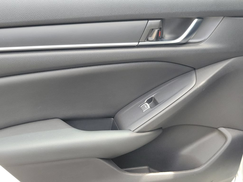 Used 2021 Honda Accord LX image 16