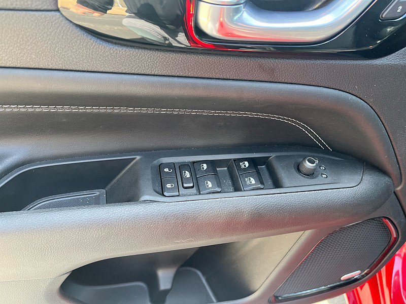 Used 2024 Jeep Compass Limited w/ Driver Assist Group I AWD/4WD image 22