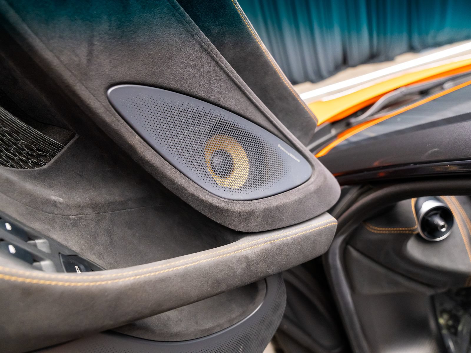 Used 2020 McLaren 600LT Spider RWD image 54