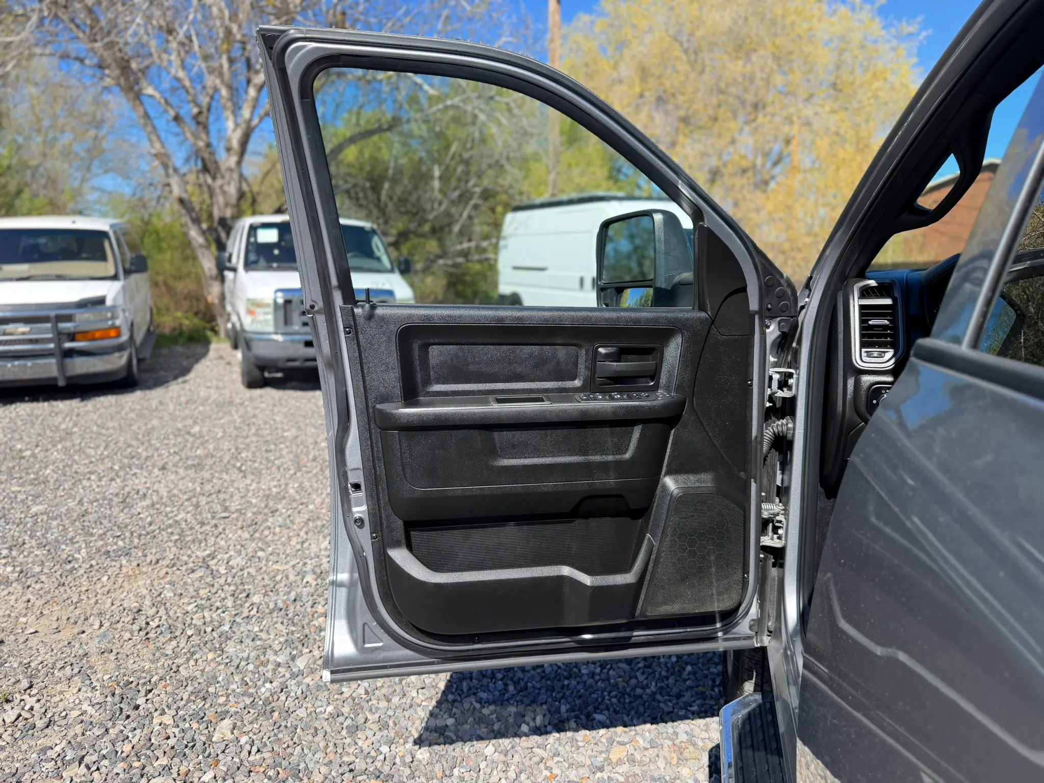Used 2024 RAM 2500 Tradesman w/ Safety Group AWD/4WD image 40