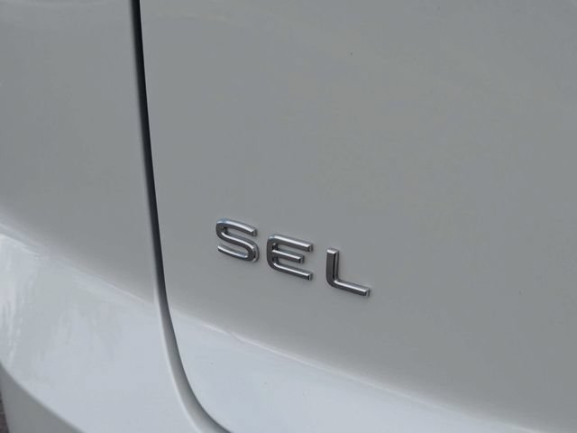 Used 2025 Volkswagen Atlas Cross Sport SEL Premium R-Line AWD/4WD image 12