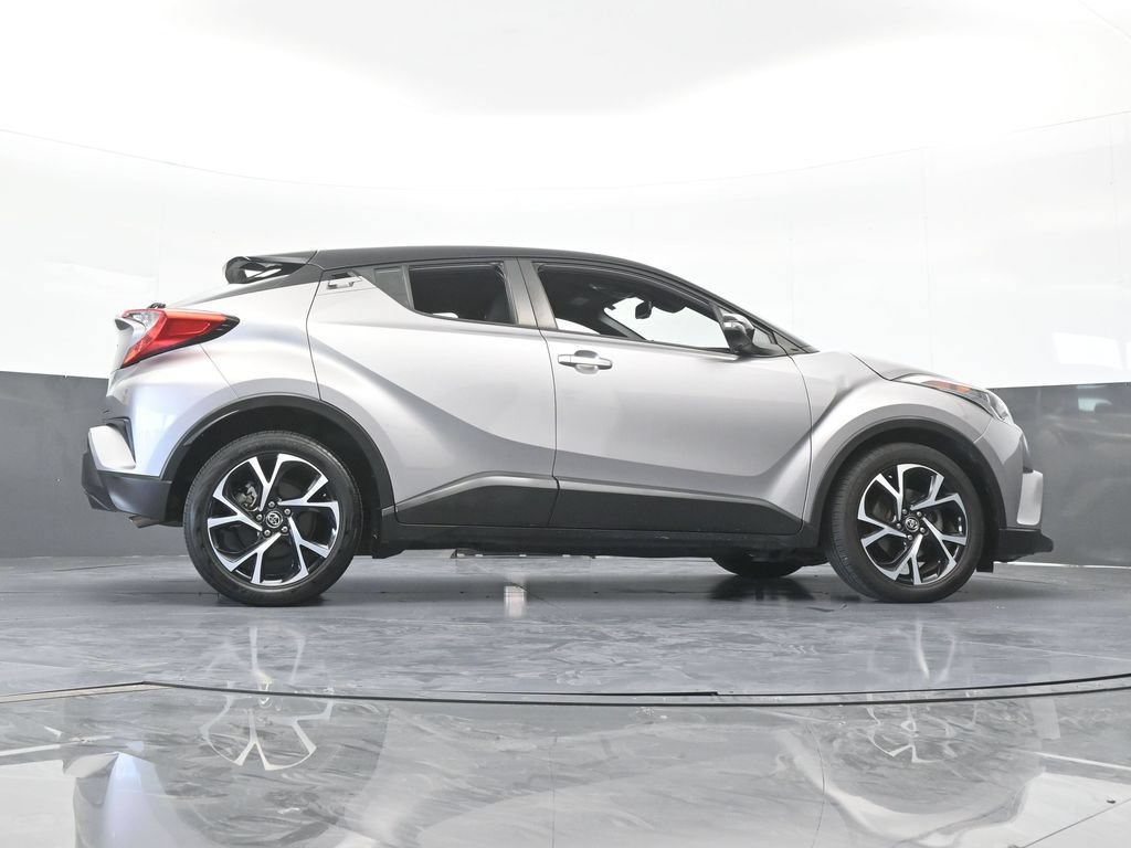 Used 2019 Toyota C-HR XLE FWD image 60