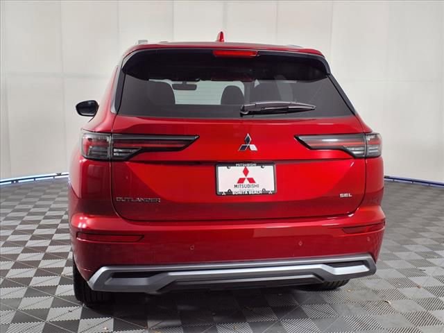 Used 2025 Mitsubishi Outlander SEL FWD image 6