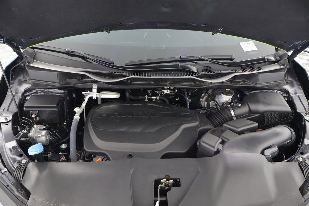 Used 2025 Honda Odyssey Touring image 16