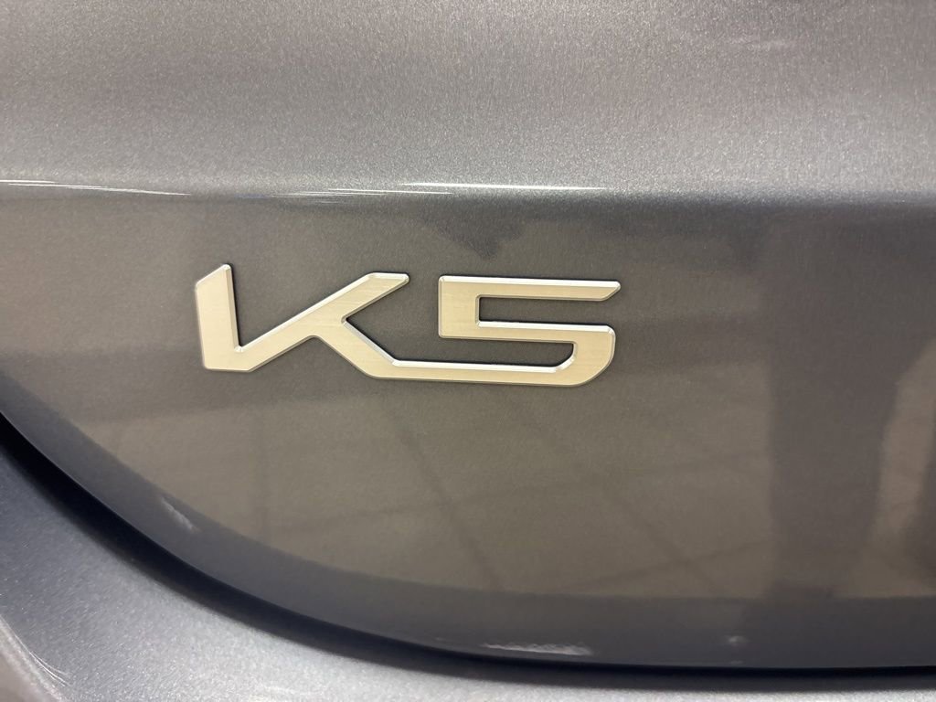 Used 2023 Kia K5 LXS image 7