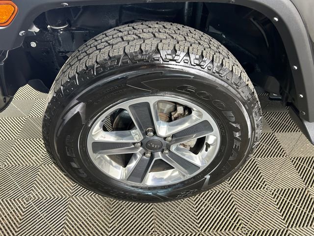 Used 2022 Jeep Wrangler Unlimited Sahara image 10