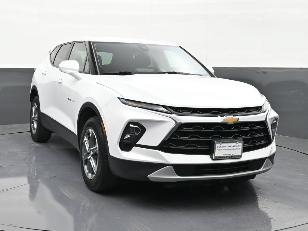 Used 2023 Chevrolet Blazer LT AWD/4WD image 7