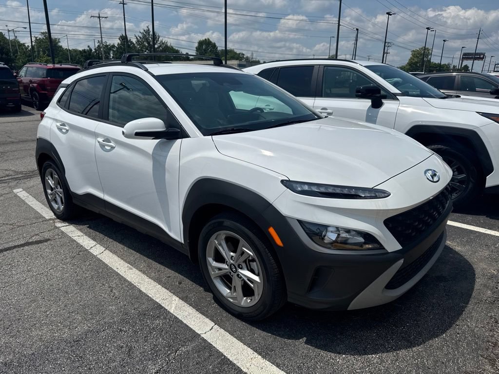 Certified 2023 Hyundai Kona SEL w/ Cargo Package AWD/4WD image 4