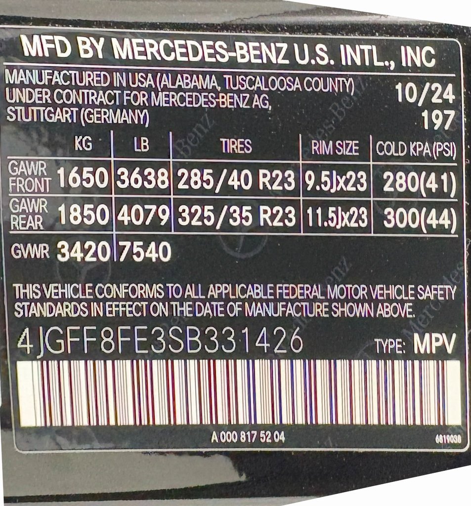 Used 2025 Mercedes-Benz GLS 580 4MATIC image 40