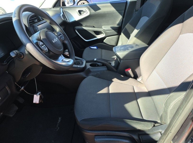 Used 2023 Kia Soul LX w/ Option Group 015 image 22