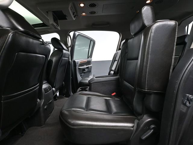 Used 2011 Nissan Armada Platinum w/ 2nd Row Captain Seat Pkg image 37