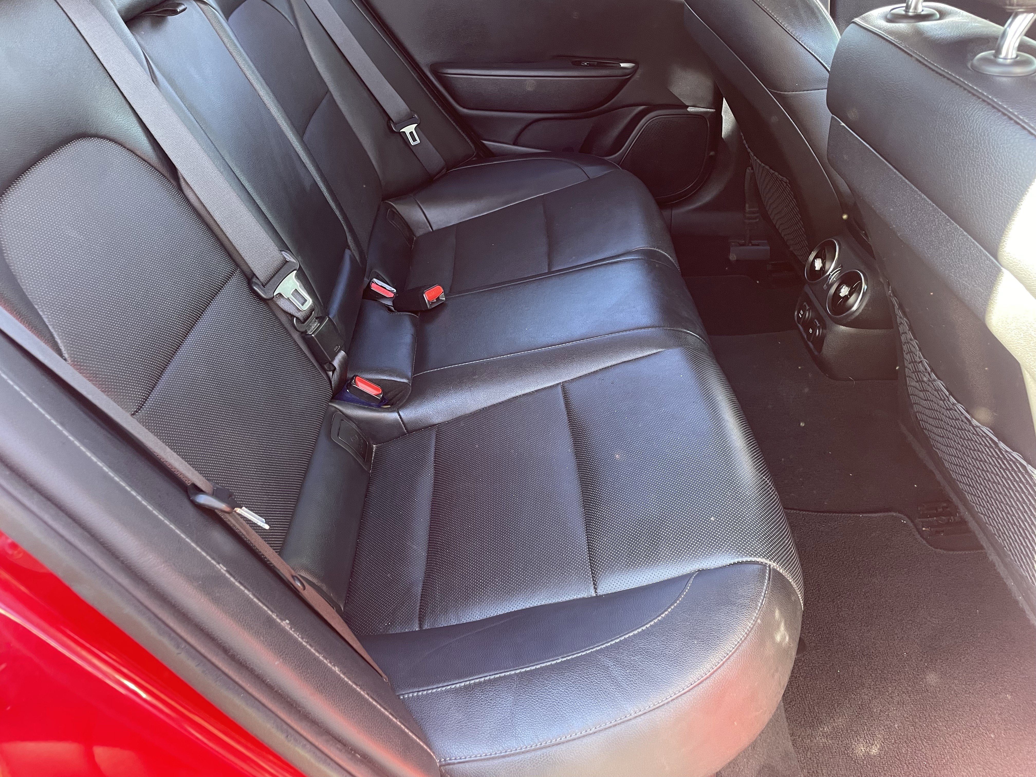 Used 2019 Kia Stinger image 11