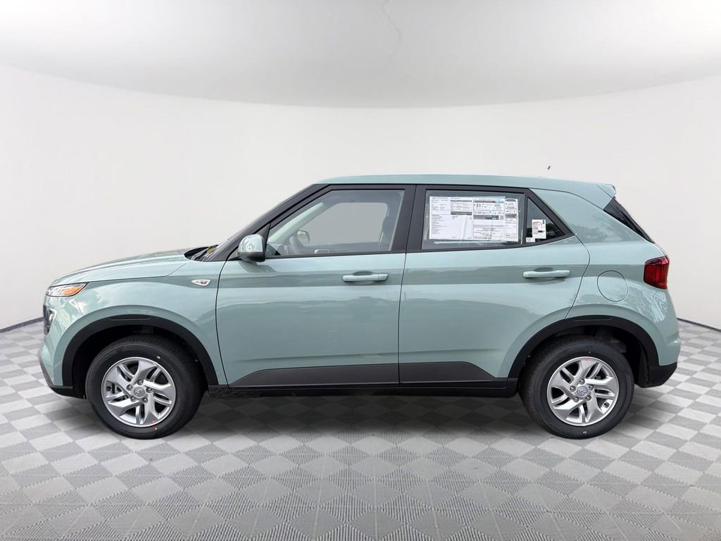 New 2026 Hyundai Venue SE image 8