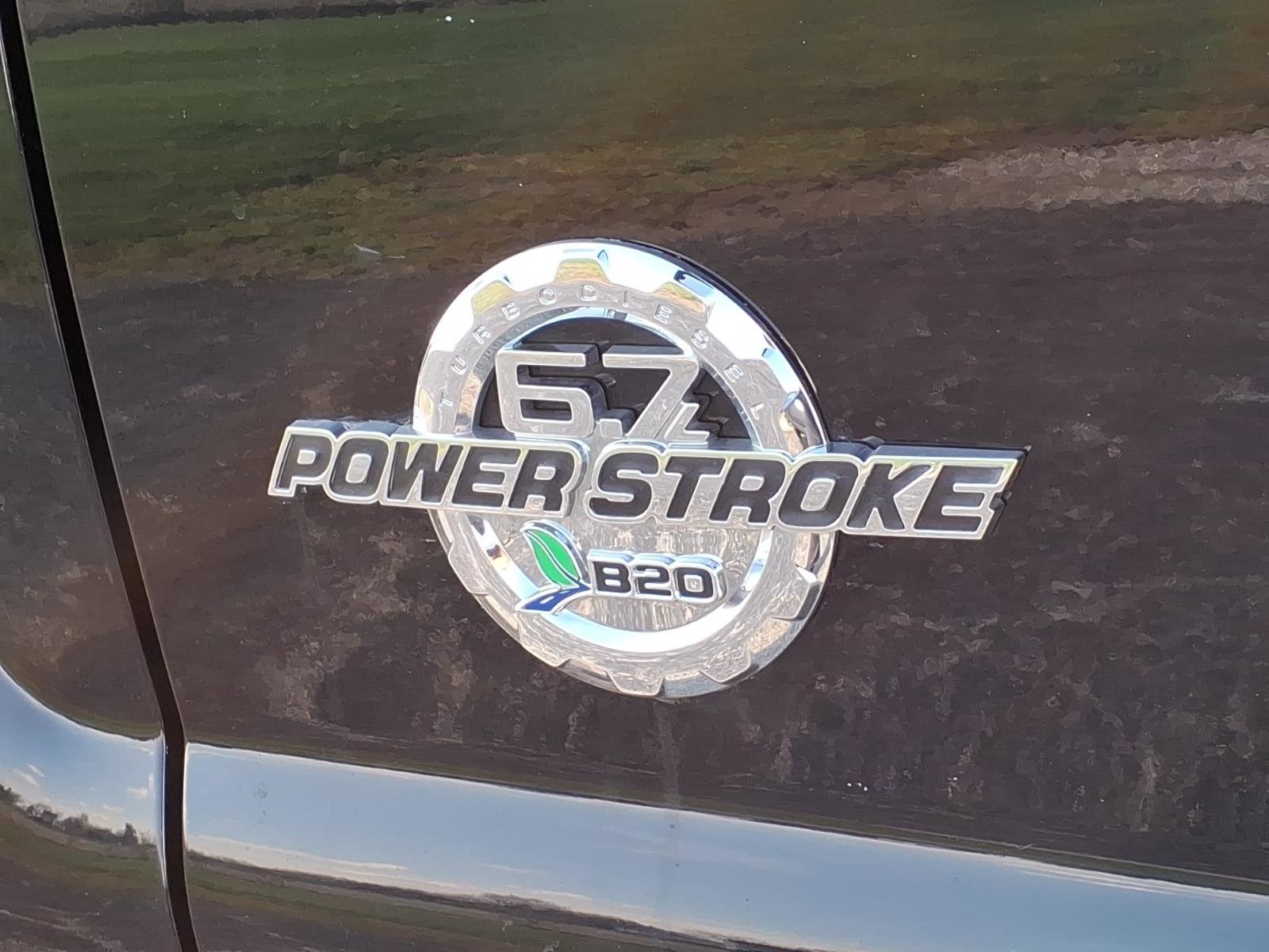 Used 2016 Ford F250 Lariat w/ Lariat Ultimate Package image 7