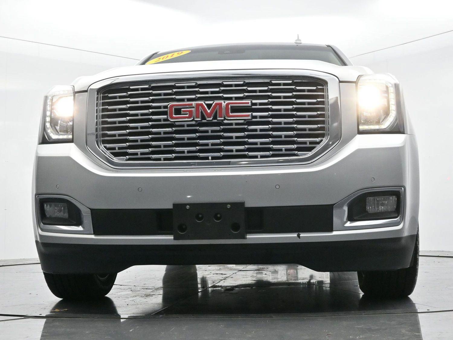 Used 2019 GMC Yukon XL Denali w/ Denali Ultimate Package image 48