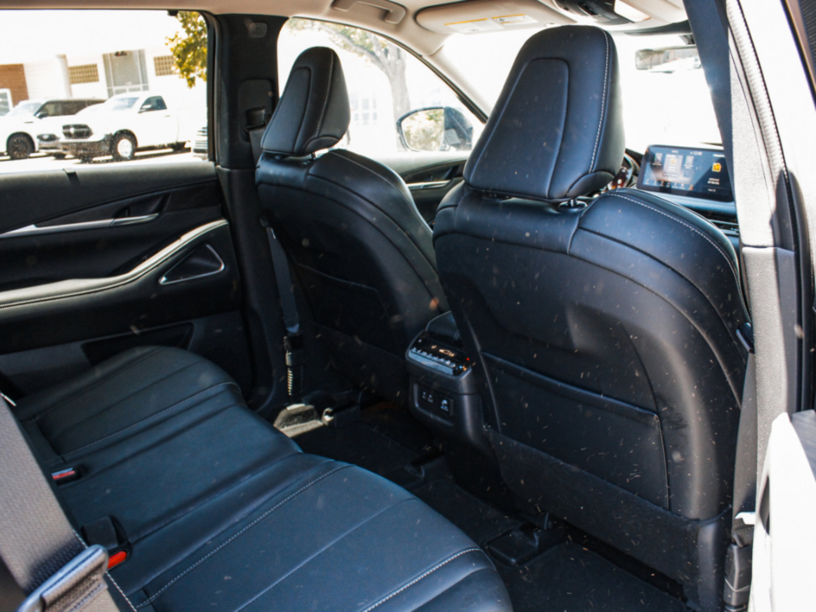 Used 2023 INFINITI QX60 Sensory w/ Vision Package AWD/4WD image 38