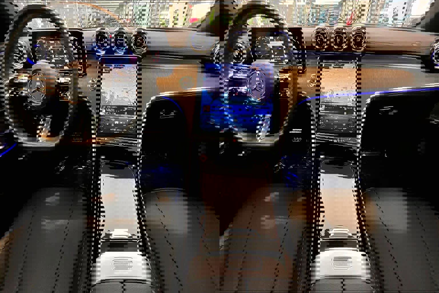 Used 2024 Mercedes-Benz CLE 300 4MATIC Coupe image 15