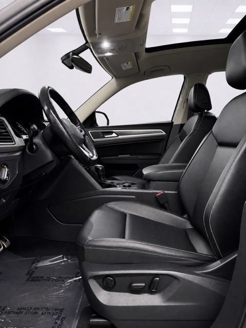 Used 2021 Volkswagen Atlas SE w/ Panoramic Sunroof Package AWD/4WD image 16