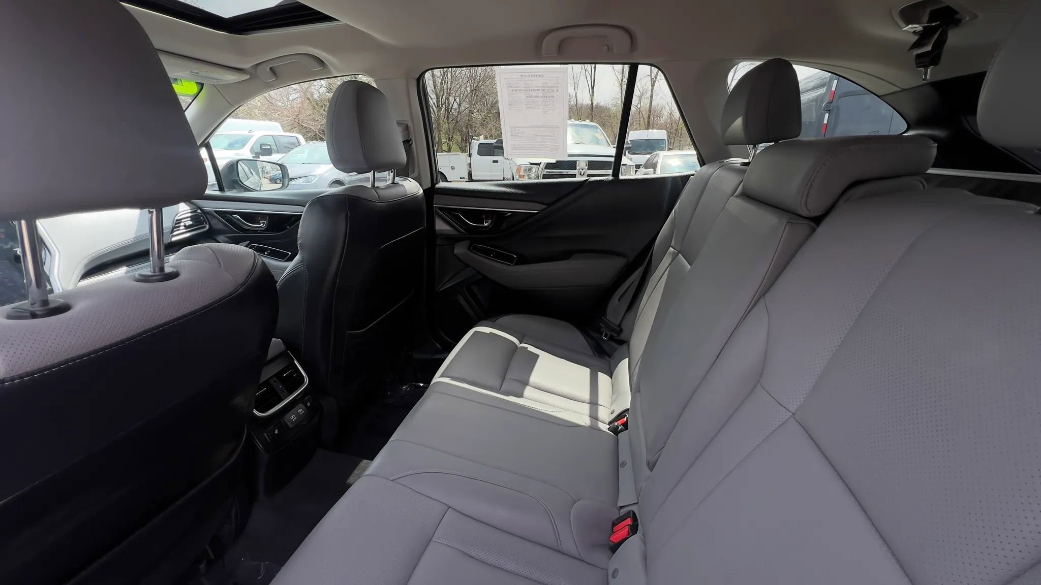 Used 2020 Subaru Outback Limited image 25