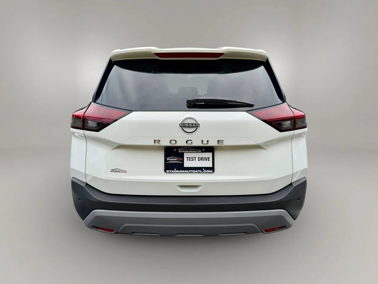 Used 2022 Nissan Rogue S AWD/4WD image 4