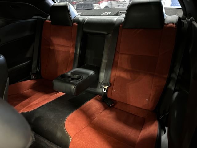 Used 2016 Dodge Challenger R/T Scat Pack w/ Leather Interior Group image 28