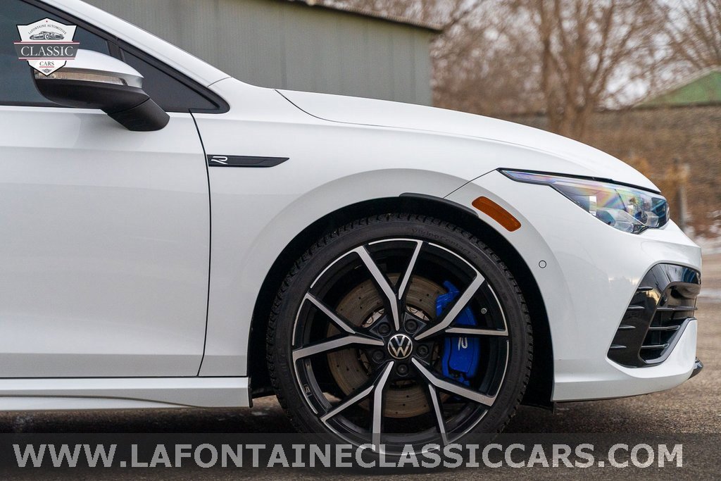 Used 2022 Volkswagen Golf R image 43