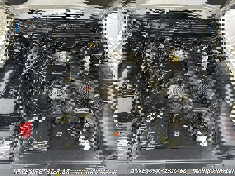 Used 2004 Ford Crown Victoria LX image 27