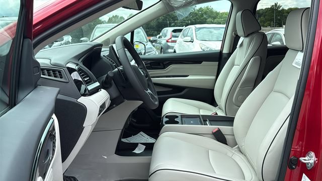 New 2026 Honda Odyssey Touring image 10